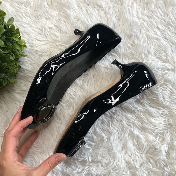 Stuart Weitzman Serina black patent pumps KK - Picture 3 of 9